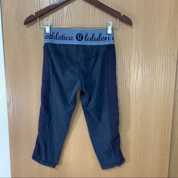 Lululemon Inner Essence Crop Leggings Gray - Picture 8 of 9